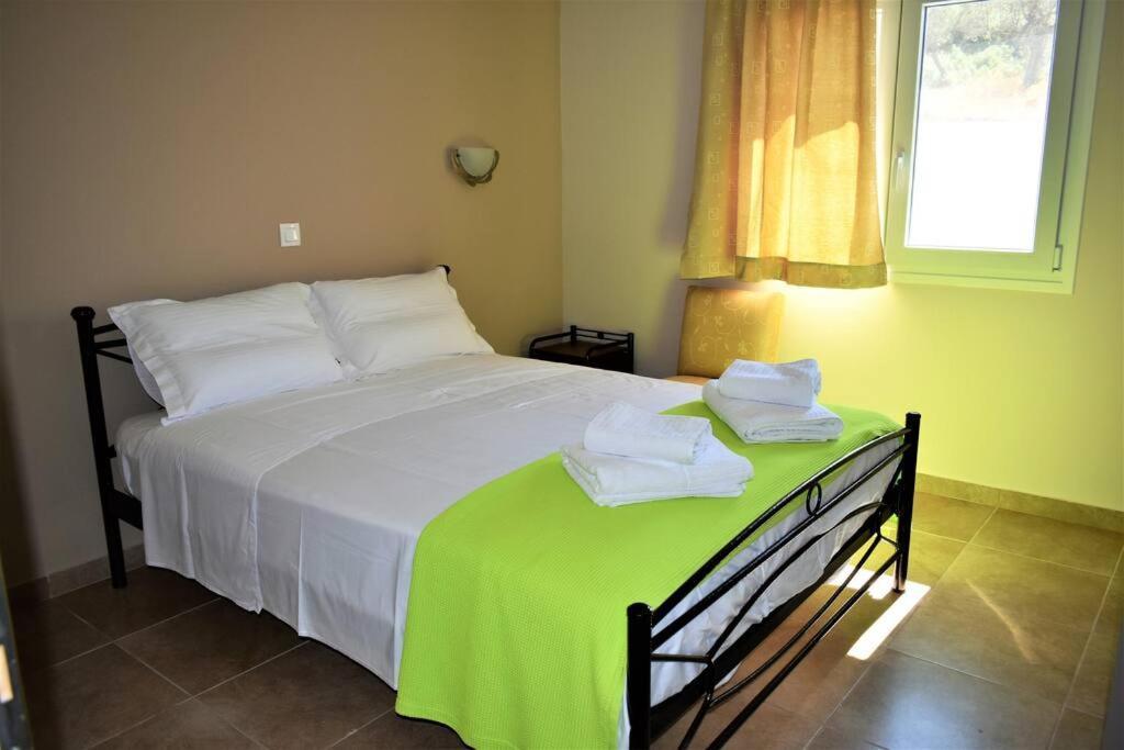 Smailis Apartment 1 Koroni  Exteriör bild